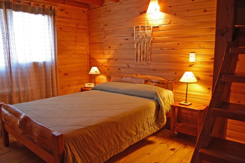 Hosteria Pichi Rincon Вила ла Ангостура Стая снимка